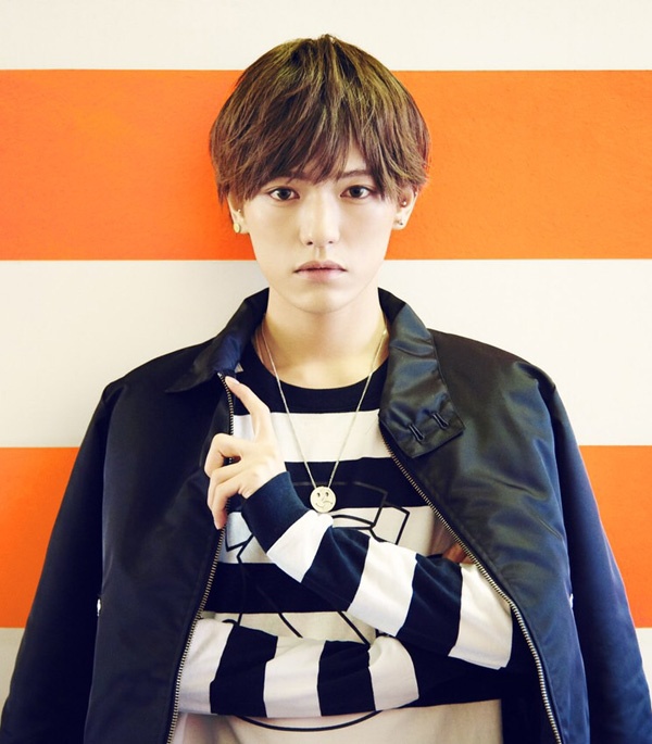 Blogger Nhat noi tieng voi ve ngoai dien trai anh 7