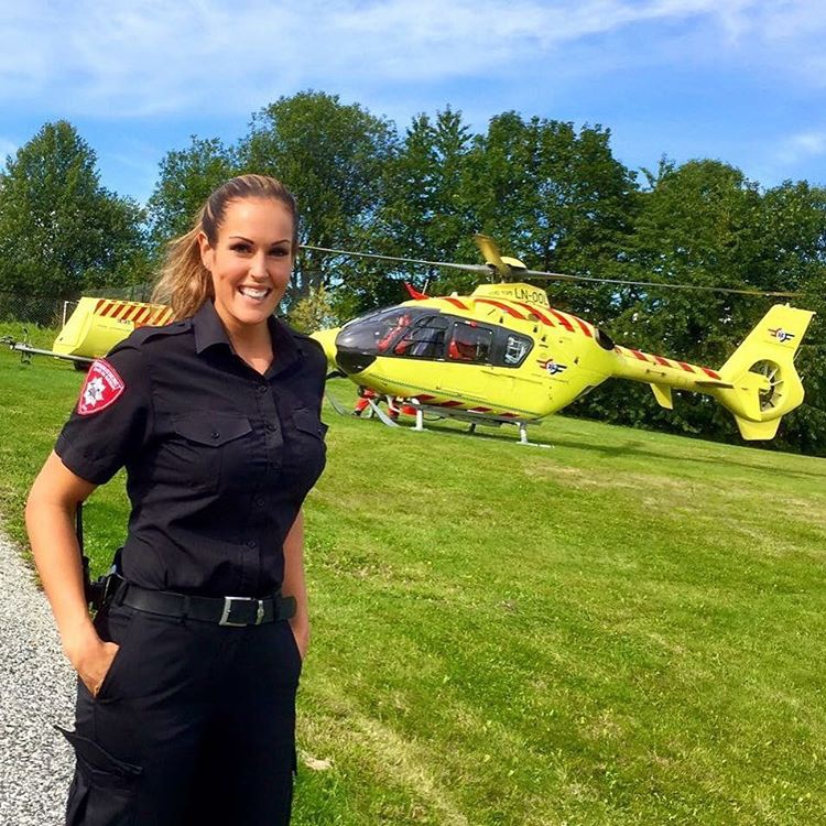 nu cuu hoa quyen ru nhat the gioi anh 1