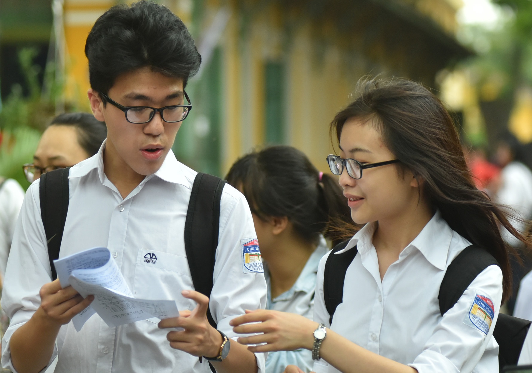 Gop hai ky thi tot nghiep THPT va dai hoc la treo ngoe hinh anh