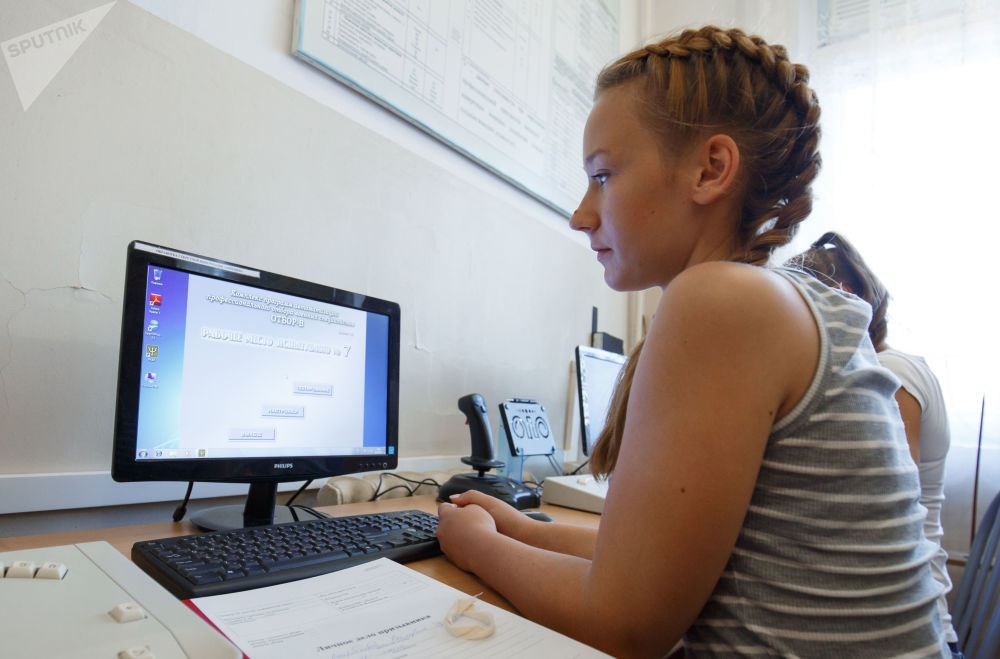 truong dao tao nu phi cong quan su anh 11