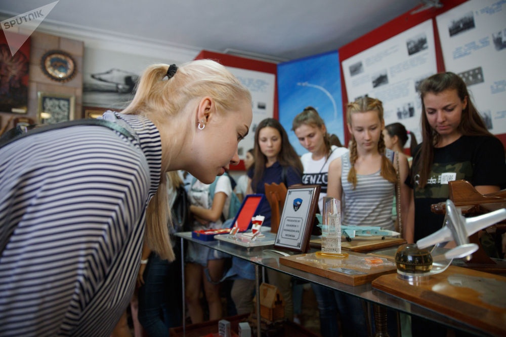 truong dao tao nu phi cong quan su anh 7