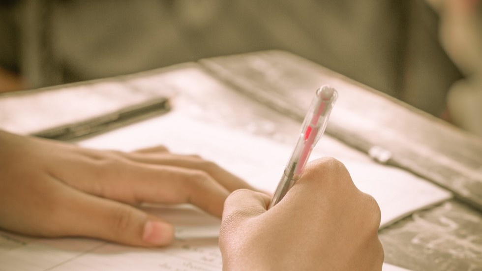 3 nu sinh Trung Quoc co the bi truc xuat vi gian lan vao dai hoc My hinh anh