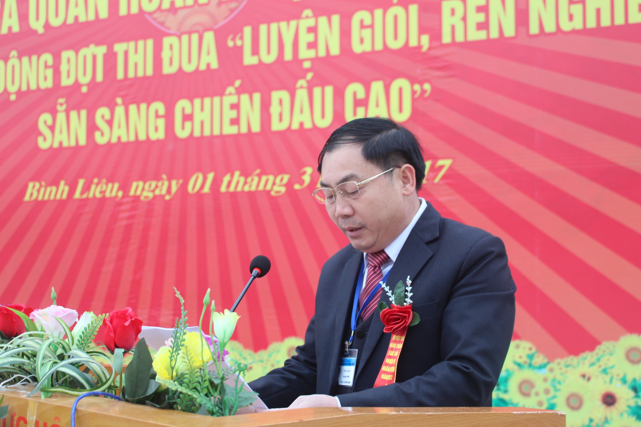 Thay giao xin ra khoi bien che sau 16 nam: Chu tich UBND huyen noi gi? hinh anh