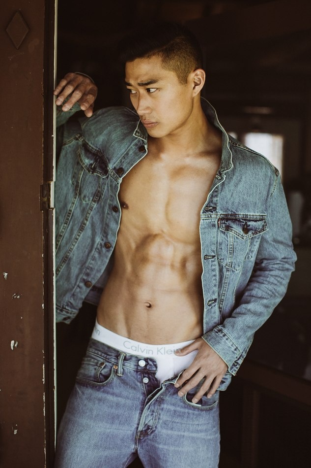 chang bac si dep trai noi tieng cong dong mang anh 7