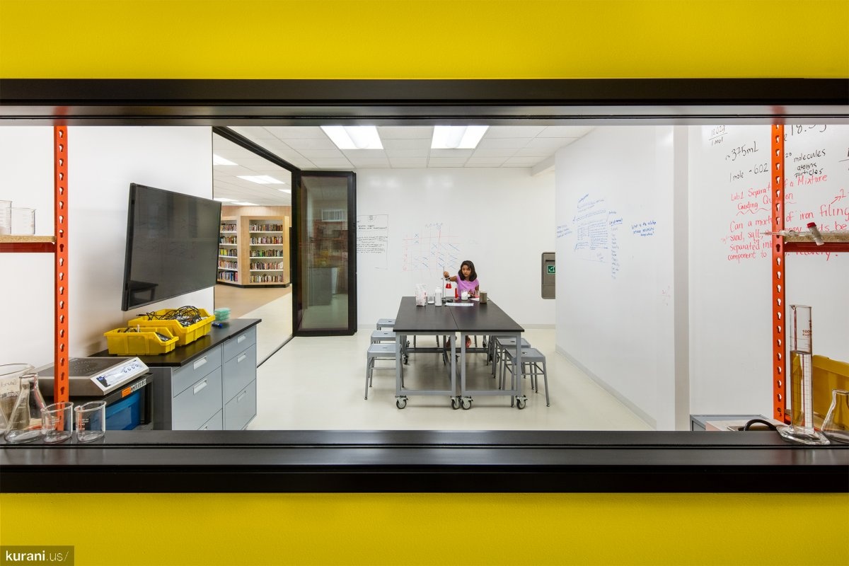 truong khong chia lop hoc theo nhom tuoi anh 10