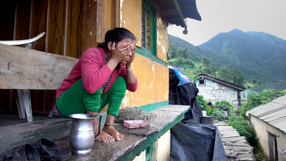 nu sinh o vung Himalaya anh 1