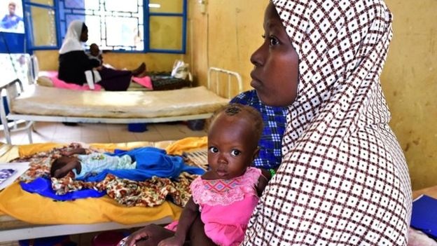 nu sinh kho den truong anh 8