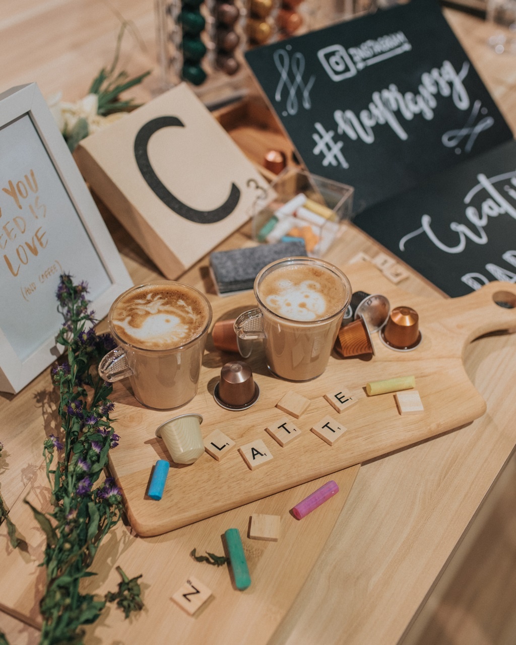 co ban 17 tuoi thich tao hinh cafe anh 2