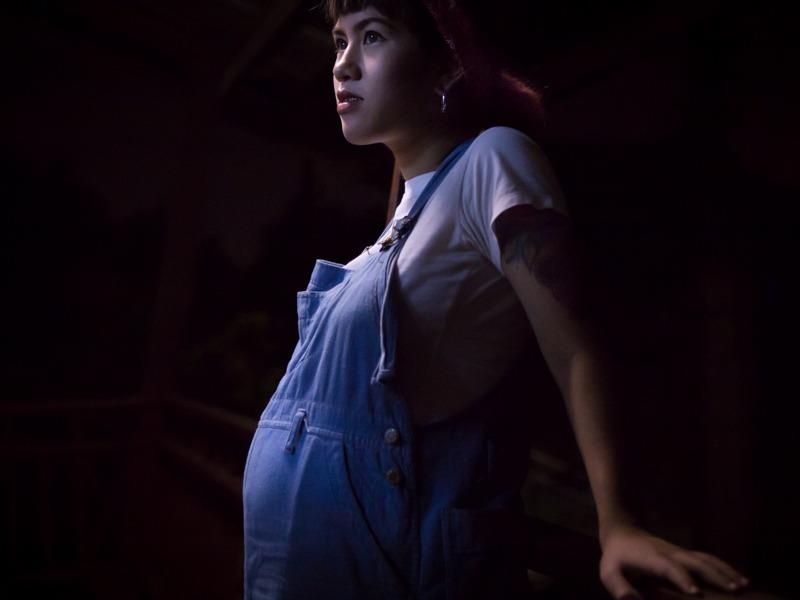 Tre vi thanh nien Thai mang thai ai la nguoi co loi? hinh anh