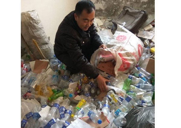 giúp học sinh nghèo đóng học phí ảnh 2 giup hoc sinh ngheo dong hoc phi anh 2