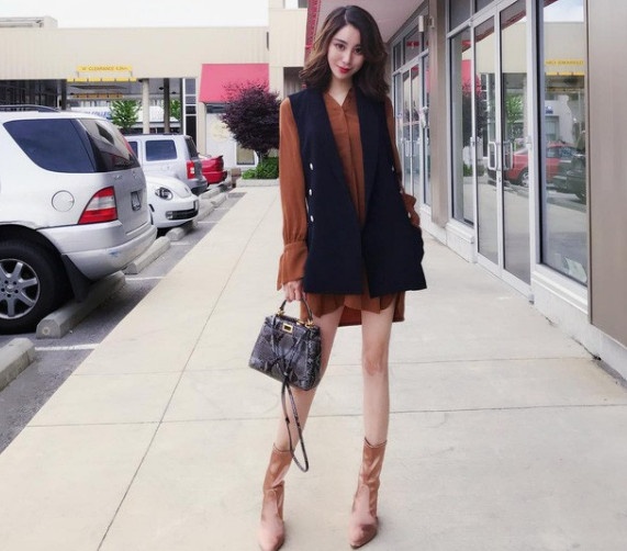 tieu thu duoc cho nua trieu USD tieu hang thang anh 1