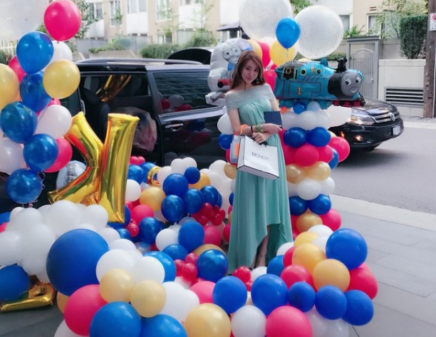 tieu thu duoc cho nua trieu USD tieu hang thang anh 8