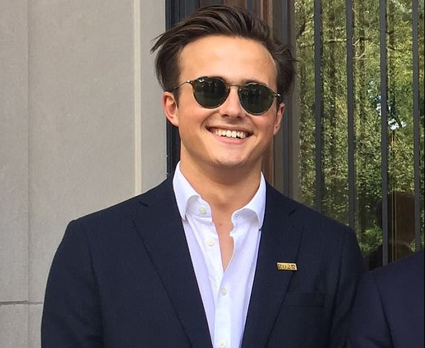 ban trai con gai tong thong Obama anh 1