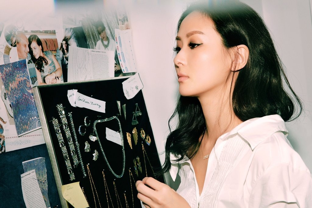 Ve dep cua tieu thu U40 giau nhat nhi Dai Loan hinh anh