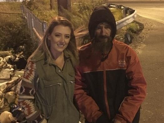 9X lap quy quyen gop 110.000 USD tra on nguoi dan ong vo gia cu hinh anh