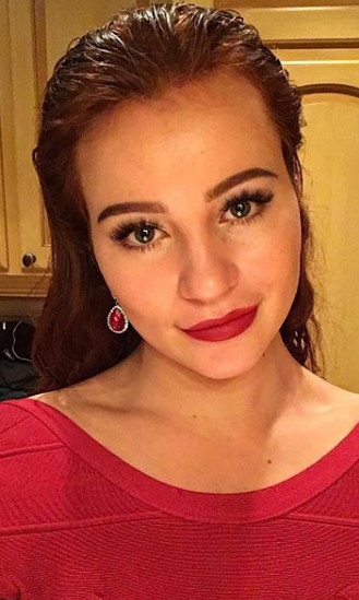 nu ty phu tre nhat the gioi anh 10