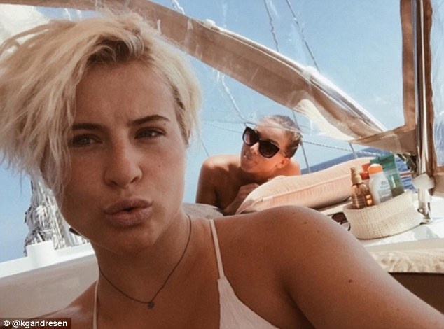 nu ty phu tre nhat the gioi anh 5