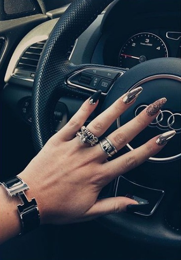 nu ty phu tre nhat the gioi anh 7