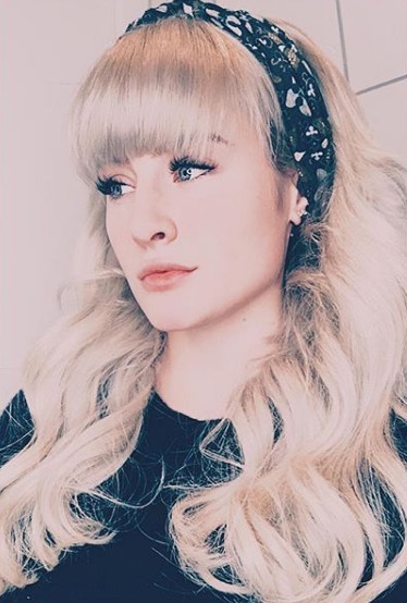 nu ty phu tre nhat the gioi anh 8