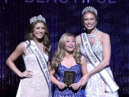 Co gai mac benh Down gianh giai trong cuoc thi hoa hau o My hinh anh