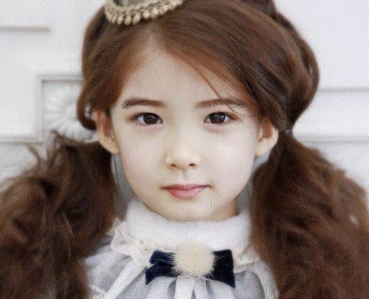 11 mau nhi noi tieng tren mang xa hoi vi xinh dep hinh anh