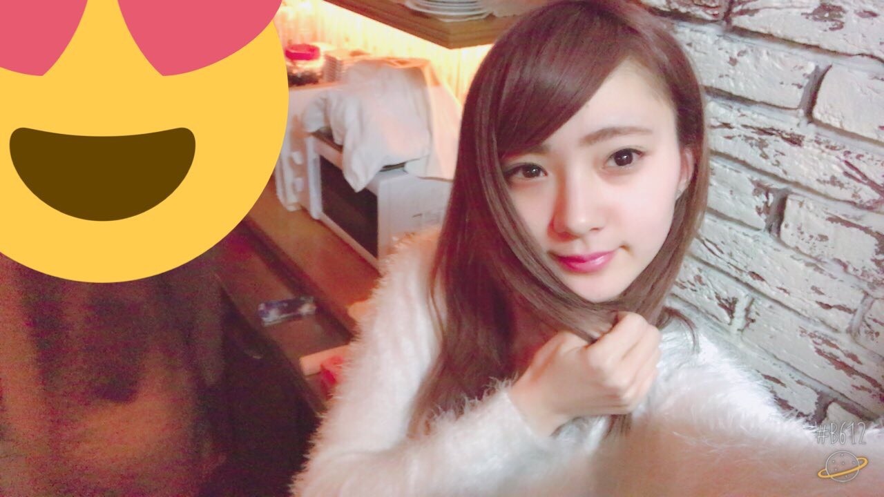 quan cafe chi tuyen nhan vien mat moc anh 3