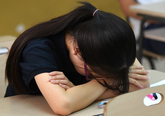 Vi sao hang nghin sinh vien bi duoi hoc o Sai Gon? hinh anh