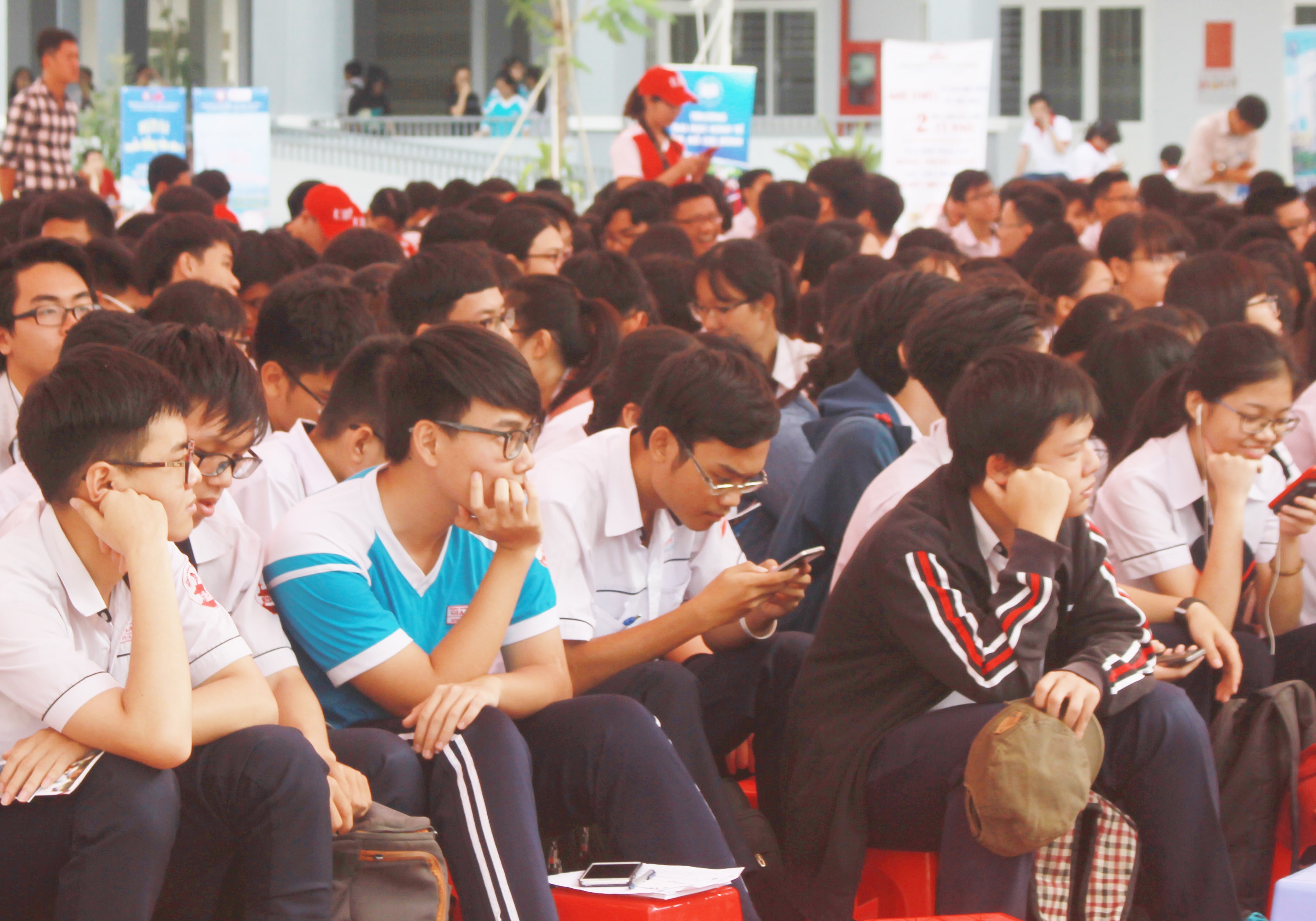 tuyen sinh 2018 anh 3