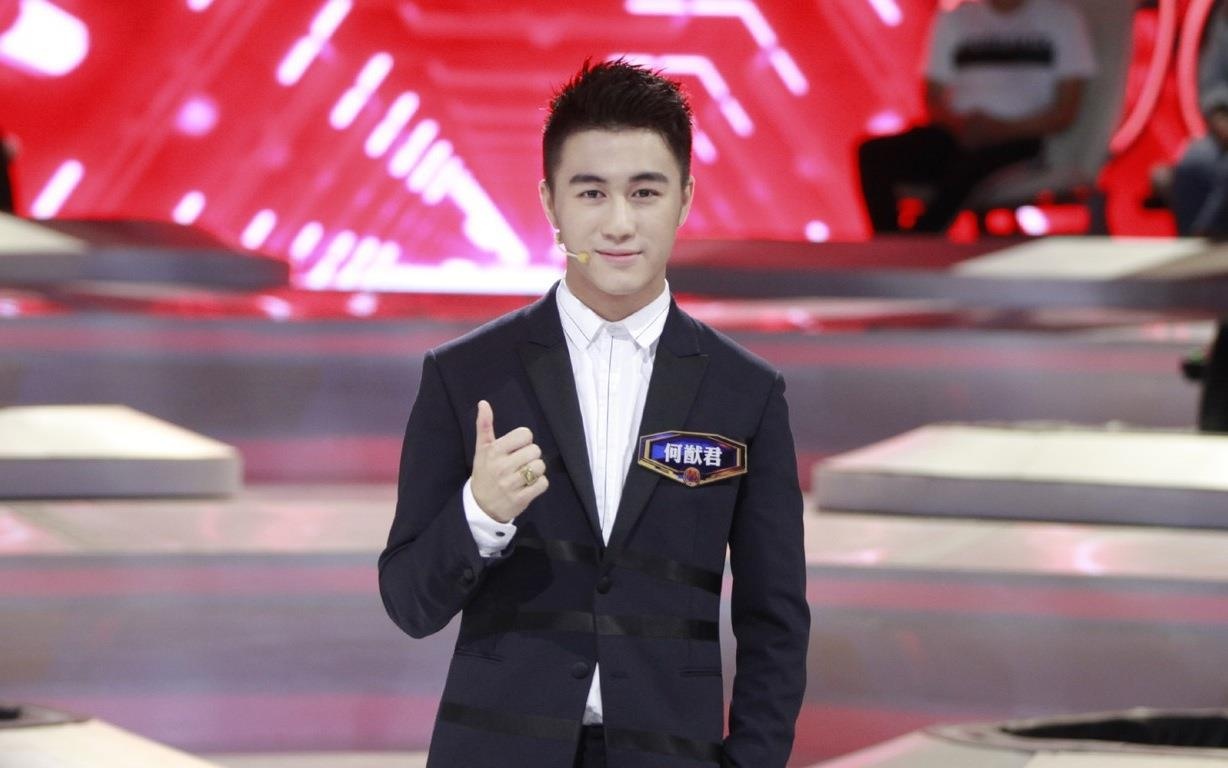 Mario Ho chien thang 100 thi sinh cuoc thi 'Bo nao sieu viet' hinh anh