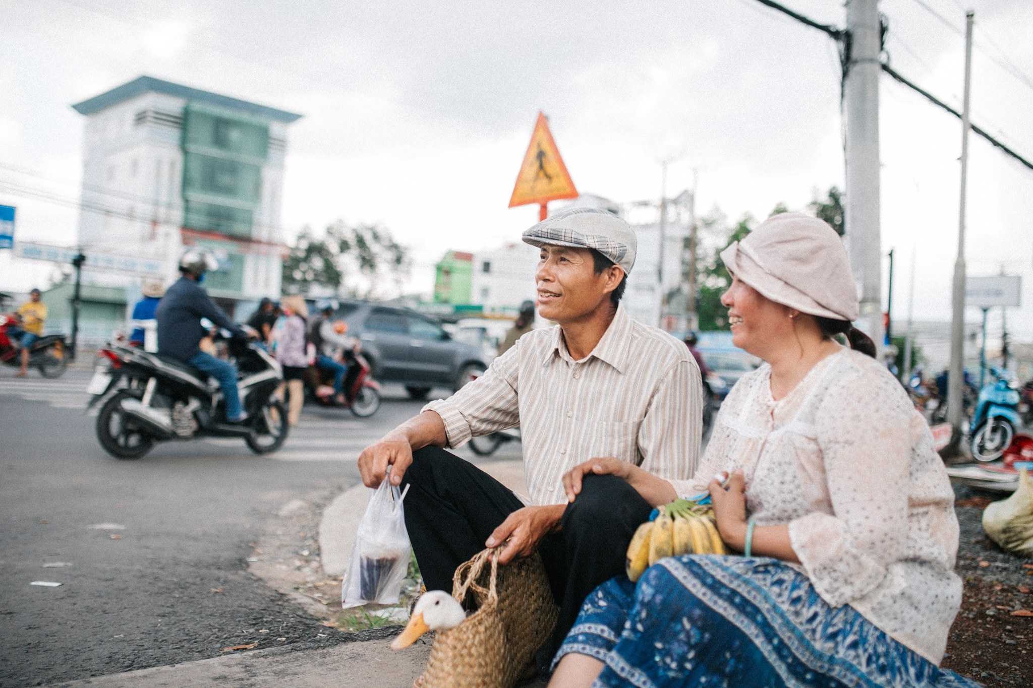 Hau truong bo anh chup cho cha me hinh anh