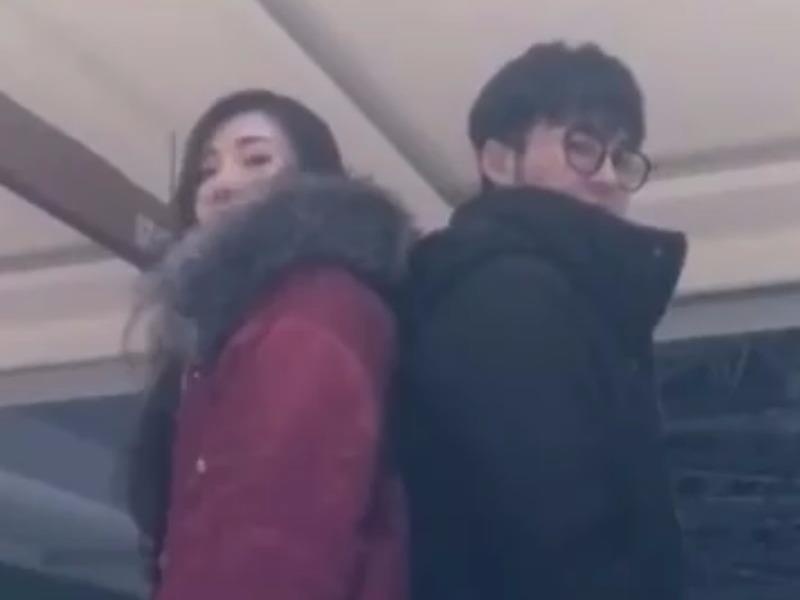 Gioi tre Trung Quoc tham gia trao luu dien giat hinh anh