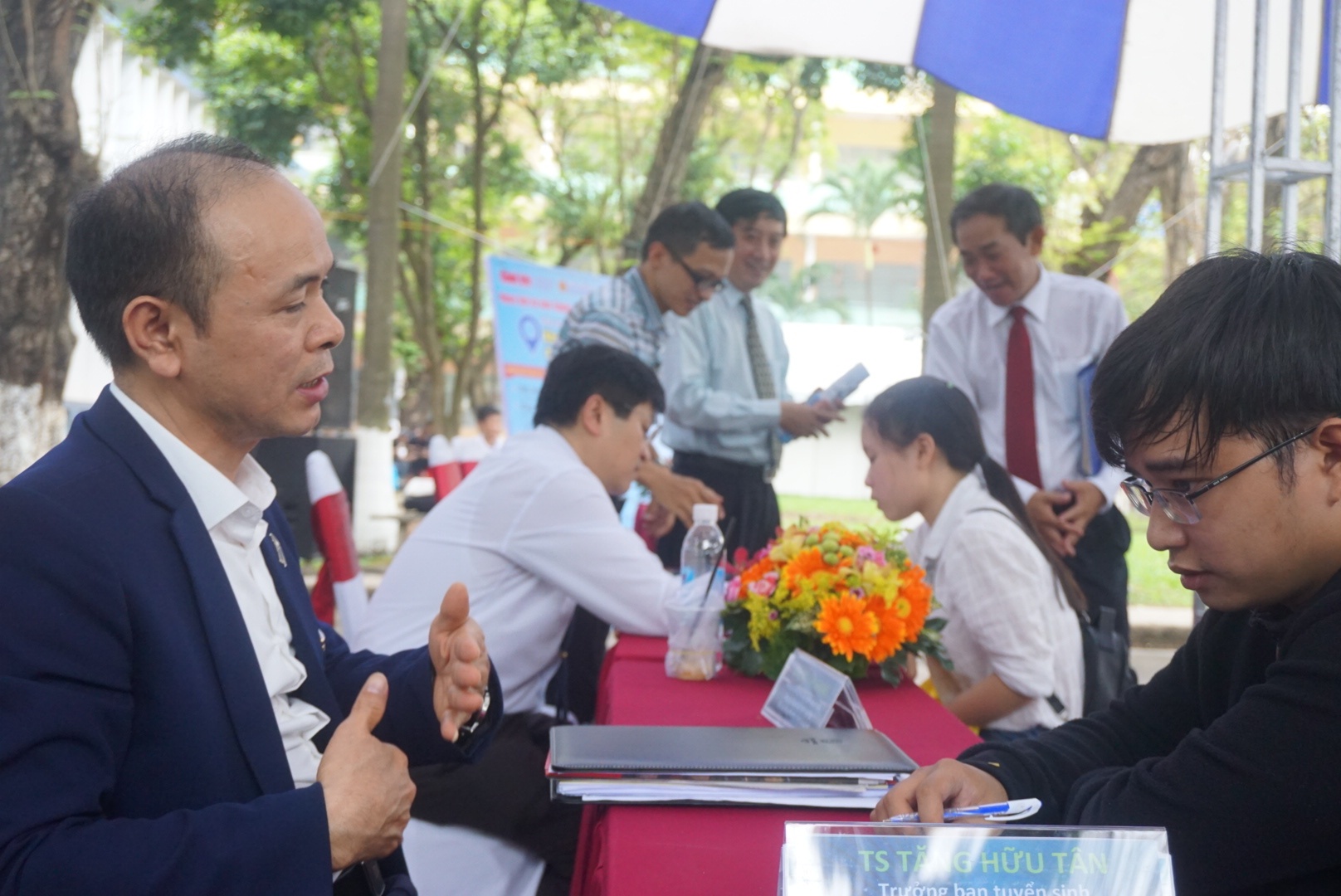 đào tạo nghề nghiệp ảnh 2 dao tao nghe nghiep anh 2