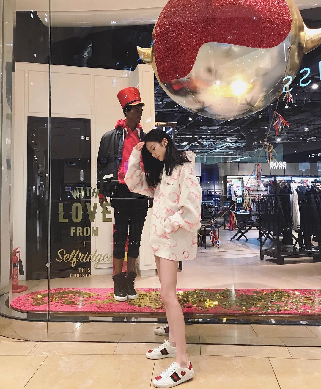 tieu thu nha giau xinh dep dang chuan anh 9