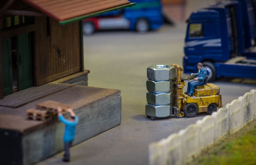 bo tranh doc dao tu nhung vat dung thuong ngay anh 8