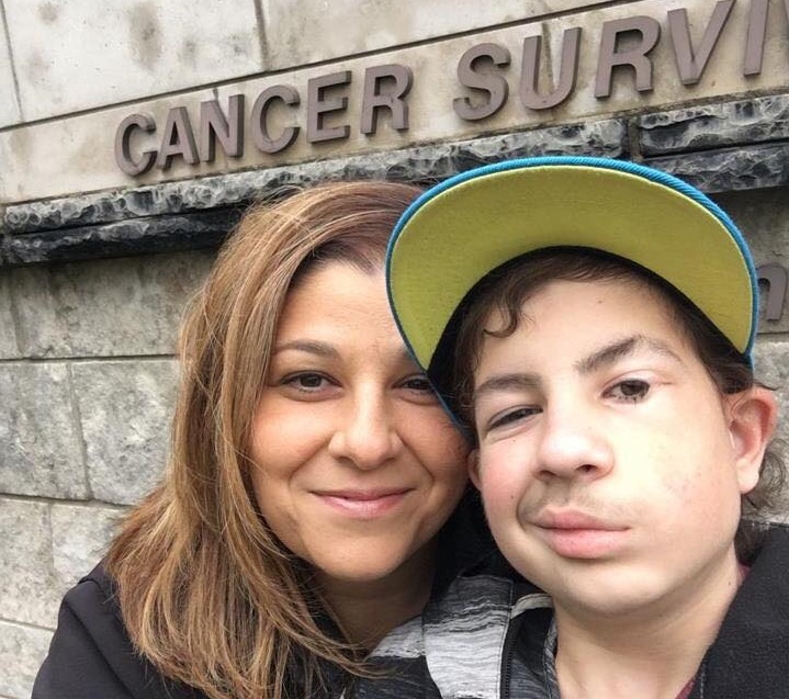 cai om cua hai anh em bi ung thu anh 1