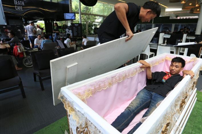 quan cafe lay cam hung tu cai chet anh 6