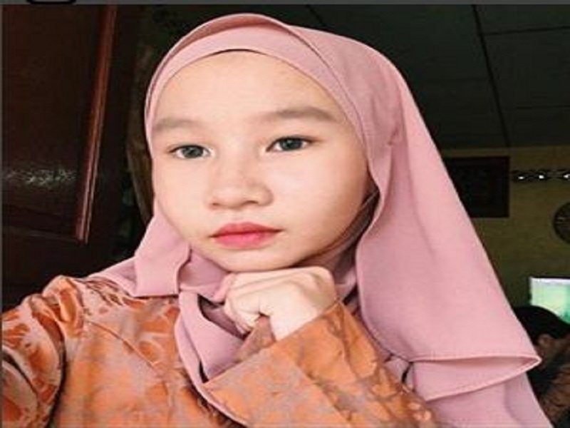 Co be Malaysia so huu thuong hieu khan trum dau tu nam 11 tuoi hinh anh