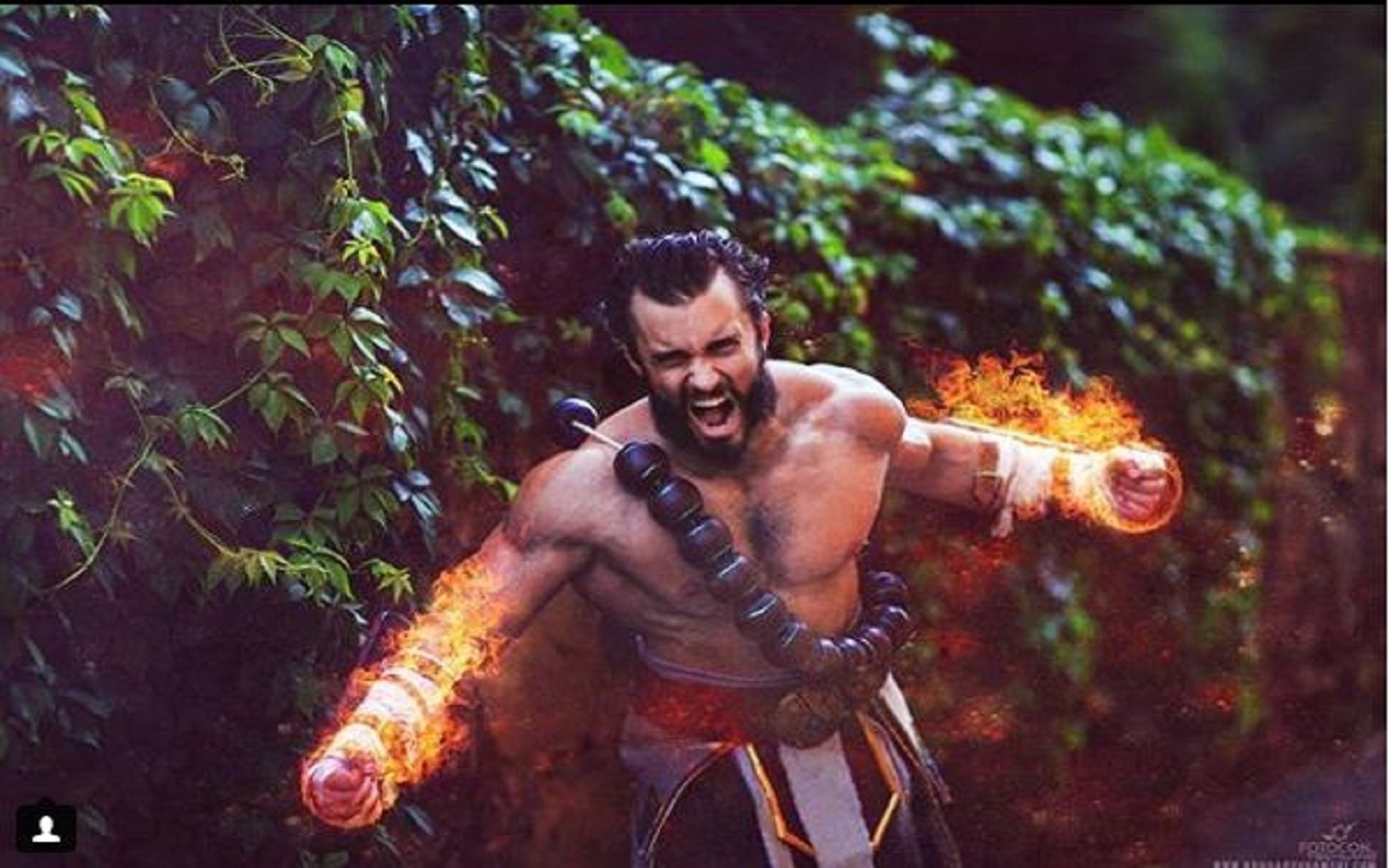 Chang nguoi mau thich cosplay nhan vat noi tieng hinh anh