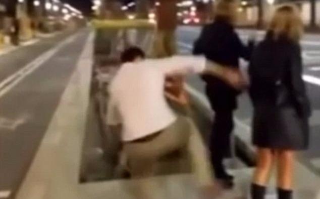 Cu choi kham cua Mario Garcia Montealegre hinh anh