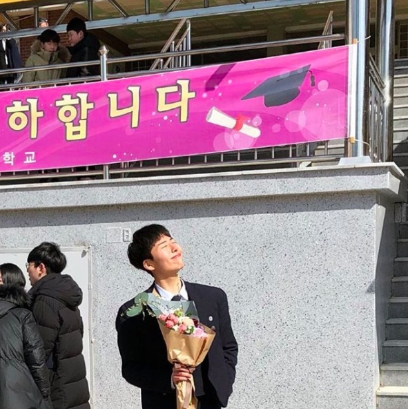 nam sinh noi tieng vi giong Park Bo Gum anh 4