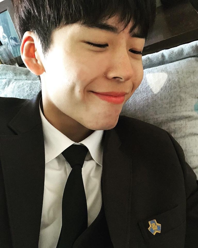 nam sinh noi tieng vi giong Park Bo Gum anh 5