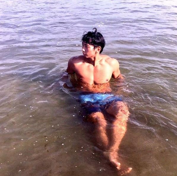 van dong vien the hinh gia gai anh 3