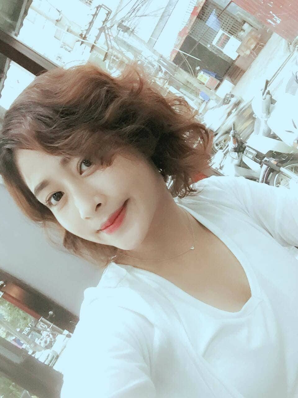 Nữ sinh hiếu học ảnh 3 Nu sinh hieu hoc anh 3