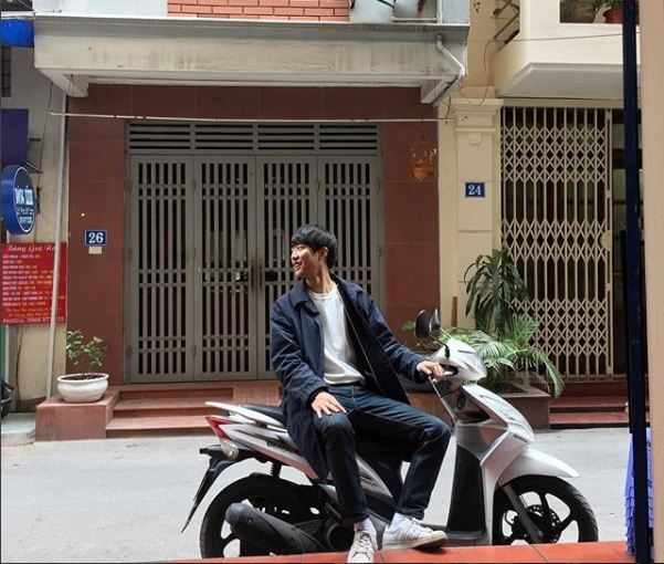 chang trai Han Quoc ban hotdog noi tieng tren mang anh 4