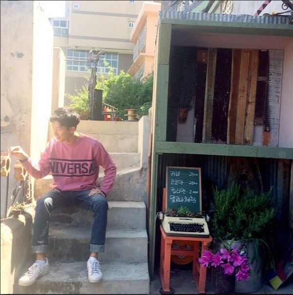 chang trai Han Quoc ban hotdog noi tieng tren mang anh 6