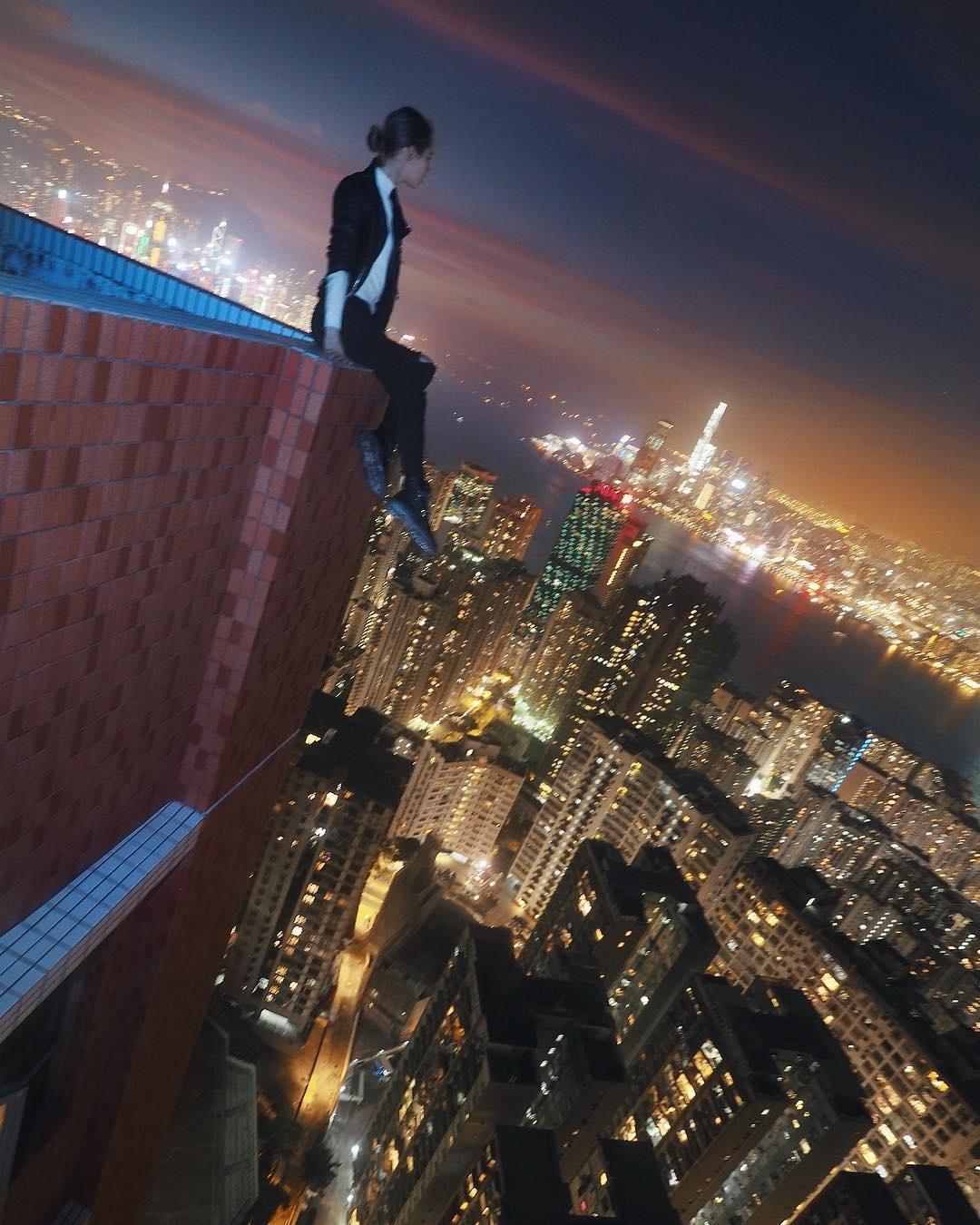 thử thách nóc nhà chọc trời rooftopping ảnh 6 thu thach noc nha choc troi rooftopping anh 6