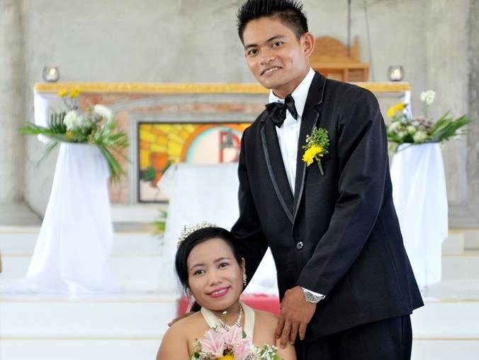 Dam cuoi cua cap 'dua lech' Philippines chong cao, vo thap hinh anh