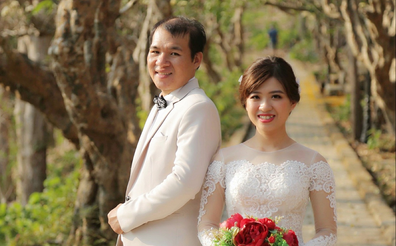 Chang trai 31 tuoi lay duoc vo nho cham binh luan 'dao' hinh anh