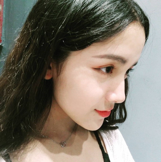 nu sinh 17 tuoi giong Dich Le Nhiet Ba anh 7