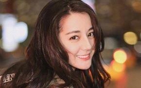 Ve dep cua Dich Le Nhiet Ba tai Tuan le Thoi trang Milan 2017 hinh anh